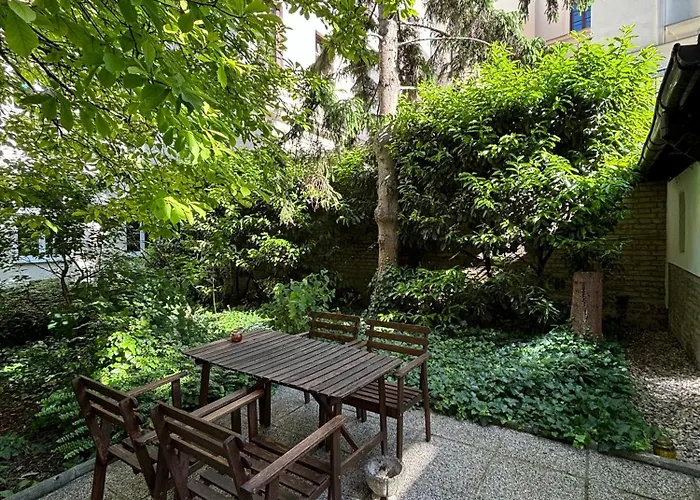 Urban-elegance Silent-garden Appartement Vienne